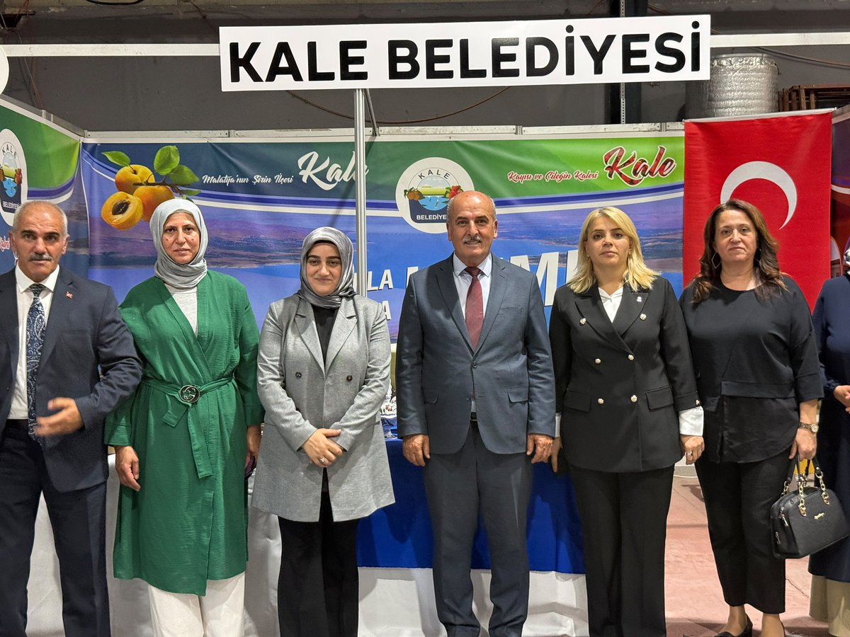 ihsanozbay44's tweet photo. Tarım ve Orman Bakanımız Sayın İbrahim Yumaklı’yı Malatya’mızda ağırlamaktan memnuniyet duyduk.

Program kapsamında;

• Malatya Valiliği ziyareti
• AK Parti Malatya İl Başkanlığı ziyareti
• 28. Malatya Kayısı Festivali ve Fuarı Açılış Programı
• Elazığ Orman Bölge Müdürlüğü Fırat Havzası Rehabilitasyon Projesi Lansmanı
• Kayısı hasadı programı
• Malatya Orman İşletme Müdürlüğü Yeni Hizmet Binası Açılış Töreni

programlarına katılım sağladık.

Sayın Bakanımıza, şehrimize göstermiş olduğu yakın ilgi, destek ve Malatya’mızın geleceğine sunduğu katkılar dolayısıyla teşekkür ediyorum.
