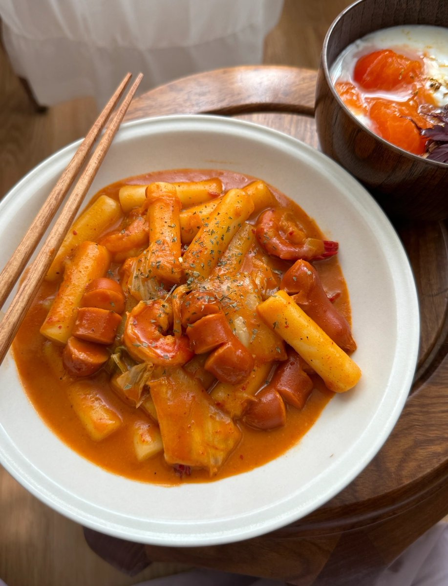 kn__y__nk's tweet photo. Tried homemade kimchi jjigae for dinner—tangy, spicy, and the perfect comfort for a cool night in! （中文大意：晚餐尝试了自制泡菜汤，酸爽辛辣，完美适配凉夜的治愈滋味！） https://t.co/wVuNdNb8uw