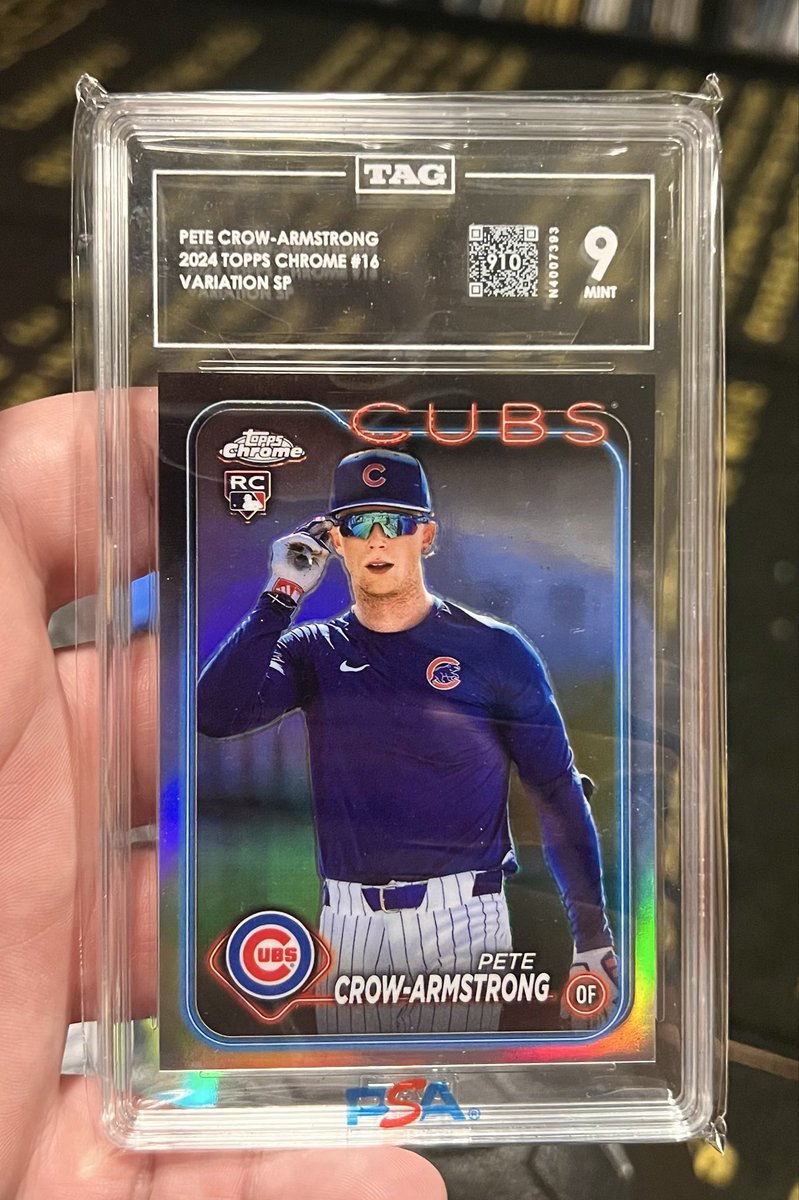 StanleyCup3533's tweet photo. Card Mail! Thanks to @card_cub for the great deal on these two Pete’s! I must admit the image variant is a much better looking card in person. Photos don’t do it justice. And added another GU base card! #Cubs #PCA #thehobby #MLB #Baseball #BaseballCards https://t.co/DoUJZQUtEk