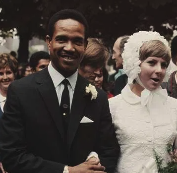 bayhaus's tweet photo. The legendary Sir Garfield Sobers passes away! One of the greatest all rounders! He was married to Pru Kirby for 21 years until her passing. #ZIMvBAN #MarriageWorks https://t.co/RgtCwLKpos