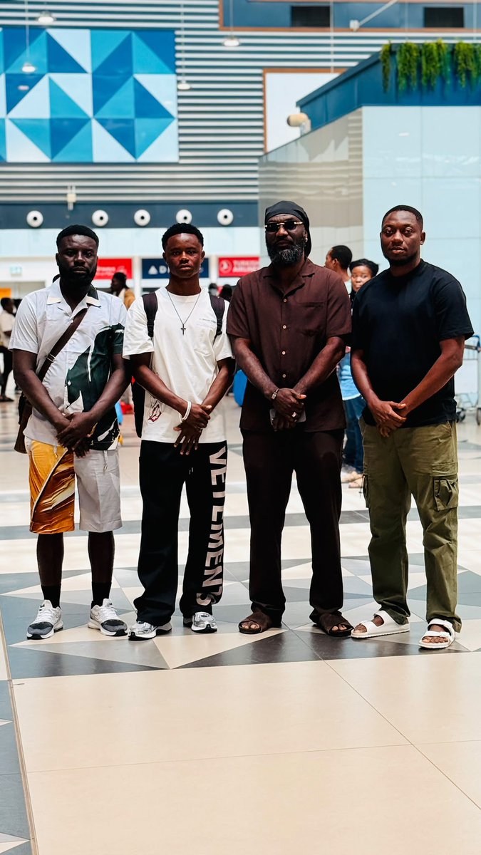 AnimSammy's tweet photo. Another talent to the next level! 🚀

With my brilliant and hardworking team @oneworldsports_ , 
the sporting boss @Jeffofori20 Coach Kwame Boamah aka Kwame Pepe, 
our young & dynamic agent Gerald @geraldbgb , and the entire management — I say AYEEKOO! 👏

This is just the beginning of another life-changing story. 
God is still the Greatest 🙏