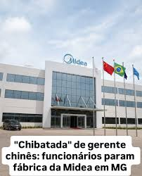 RicardoRoveran's tweet photo. Zema não falou NADA sobre os chineses estarem chicoteando trabalhadores em Minas Gerais.

Marquem o pré-candidato do Novo aqui até ele se manifestar sobre o assunto.

NINGUÉM comprometido com o Partido Comunista Chinês vai se passar por direitista e sair numa boa. https://t.co/AJoG7VayV2