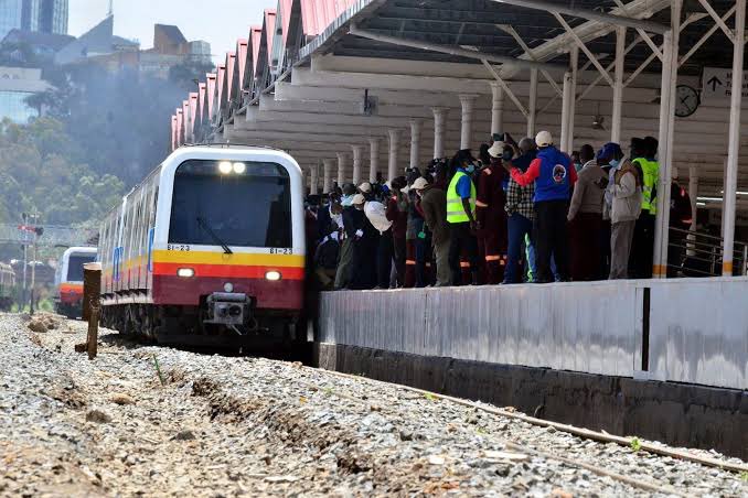 smutoro's tweet photo. Sh11.5 BILLION project, ZERO parliamentary approval, ZERO feasibility studies, ZERO lawful procurement.
🫆Justice Mutai just torched Ruto’s Riruta-Ngong railway — built 40% complete on a contract awarded BEFORE the environmental licence even existed, with “public participation” held AFTER construction had begun.
🫆Direct procurement to China Road & Bridge Corp with no competitive tender. Railway Development Levy funds spent illegally. Court order for documents ignored until forced.
🫆The verdict: “The procurement contract is hereby invalidated.” No shortcuts. No impunity. #RirutaNgongRailway