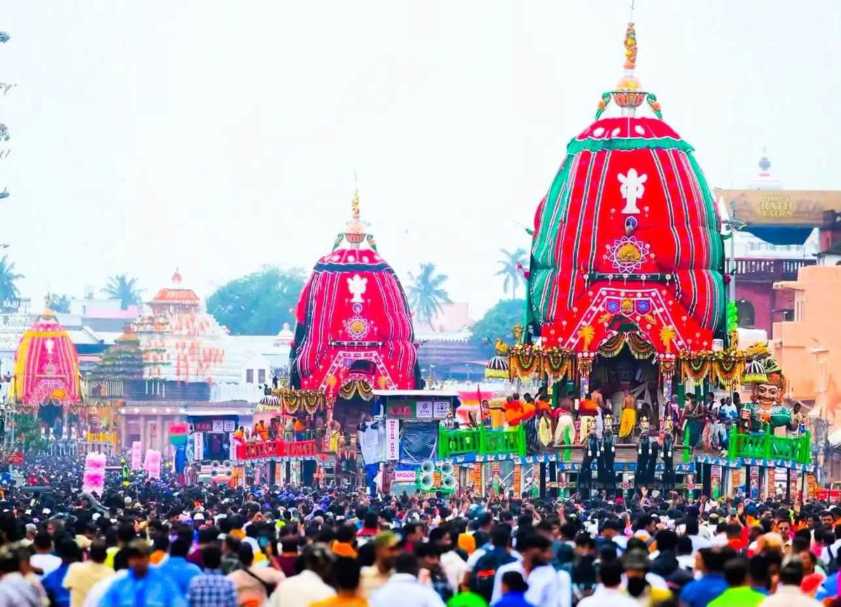 narasinghaminz's tweet photo. ଶରଧାବାଲିରେ ରଥାରୂଢ଼ ଚତୁର୍ଦ୍ଧାମୂର୍ତ୍ତି, ଭକ୍ତଙ୍କ ଅନନ୍ୟ ଭକ୍ତି, ଶ୍ରଦ୍ଧା ଓ ଭାବରେ ସିକ୍ତ ଦିବ୍ୟ ପରିବେଶ l

#ଜୟ_ଜଗନ୍ନାଥ 🙏🚩
⭕️❗️⭕️ https://t.co/HV8JXBtXSx