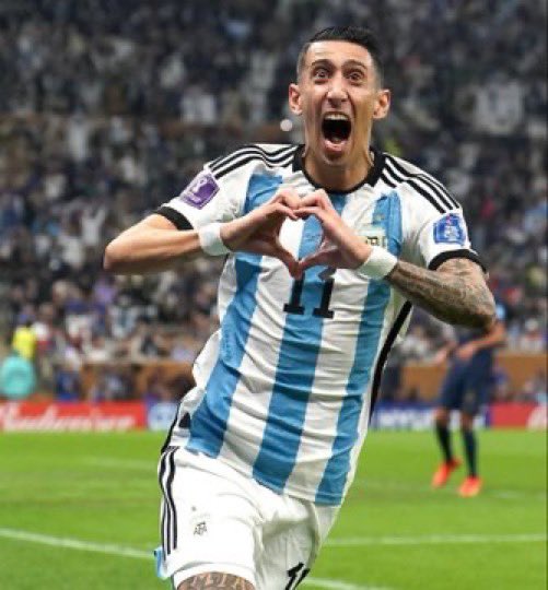 fcb_elias1's tweet photo. Angel Di Maria : 

“Honestly, I hate it when people say I carried Messi or Argentina. That’s completely unfair. Messi is the greatest player of all time. He doesn’t need anyone to carry him. He built his legacy through his talent, hard work, and everything he has achieved over the years. 

We were fortunate to play alongside him and help the team, but what he has done for football and for Argentina is something no one can take away from him. His legacy belongs to him.”