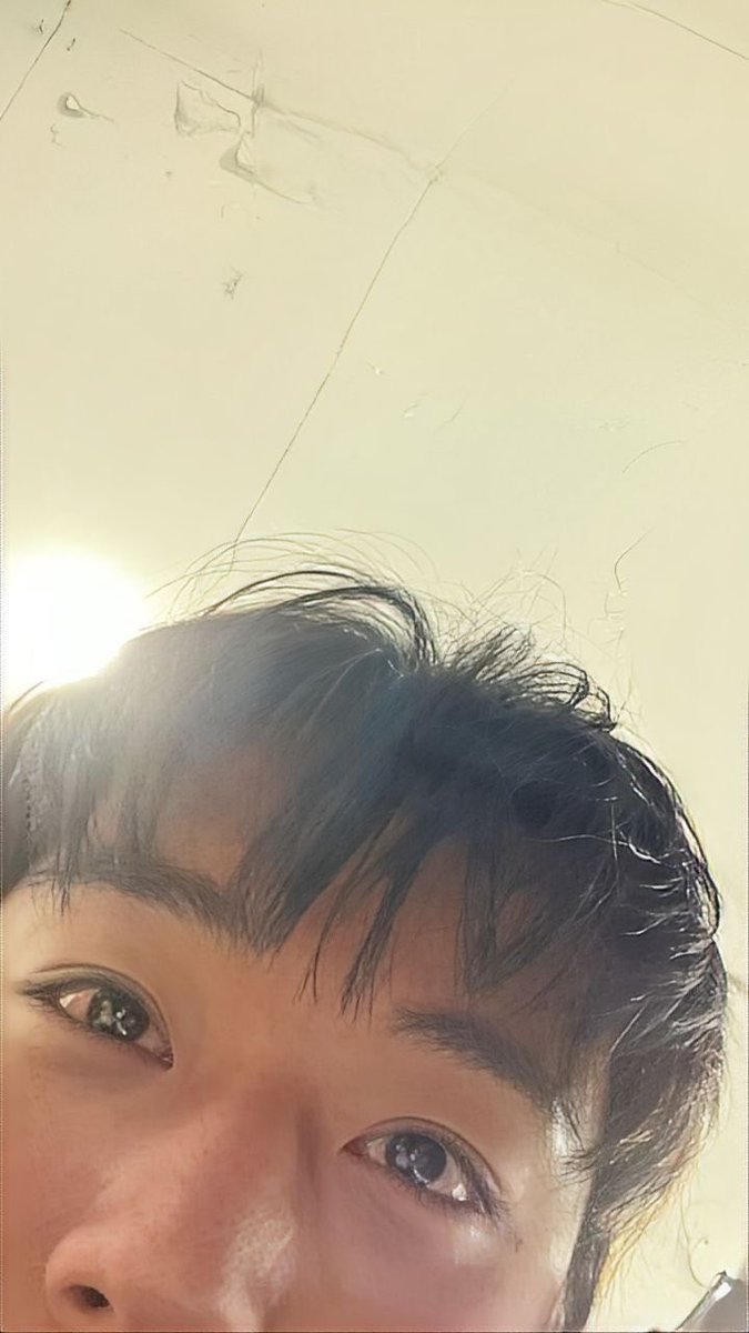 easy_hung0529's tweet photo. 진짜 눈에 별박은거같음.. https://t.co/SAxq8kO5Vu