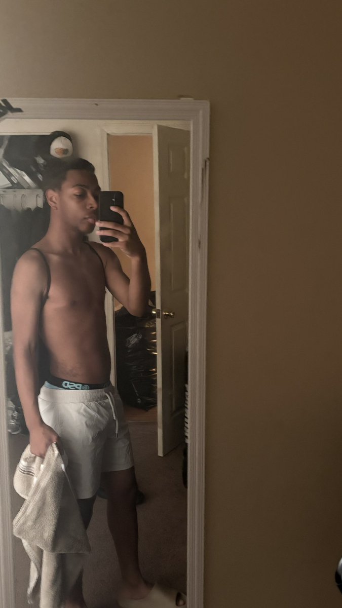 Mysecretlilpage's tweet photo. 🥵 https://t.co/kBiTfObAb4