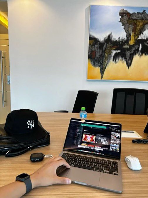 ClassyGntleman's tweet photo. Anyone can work when they’re motivated. Winners work when they’re not. https://t.co/Dgy91kwDH6