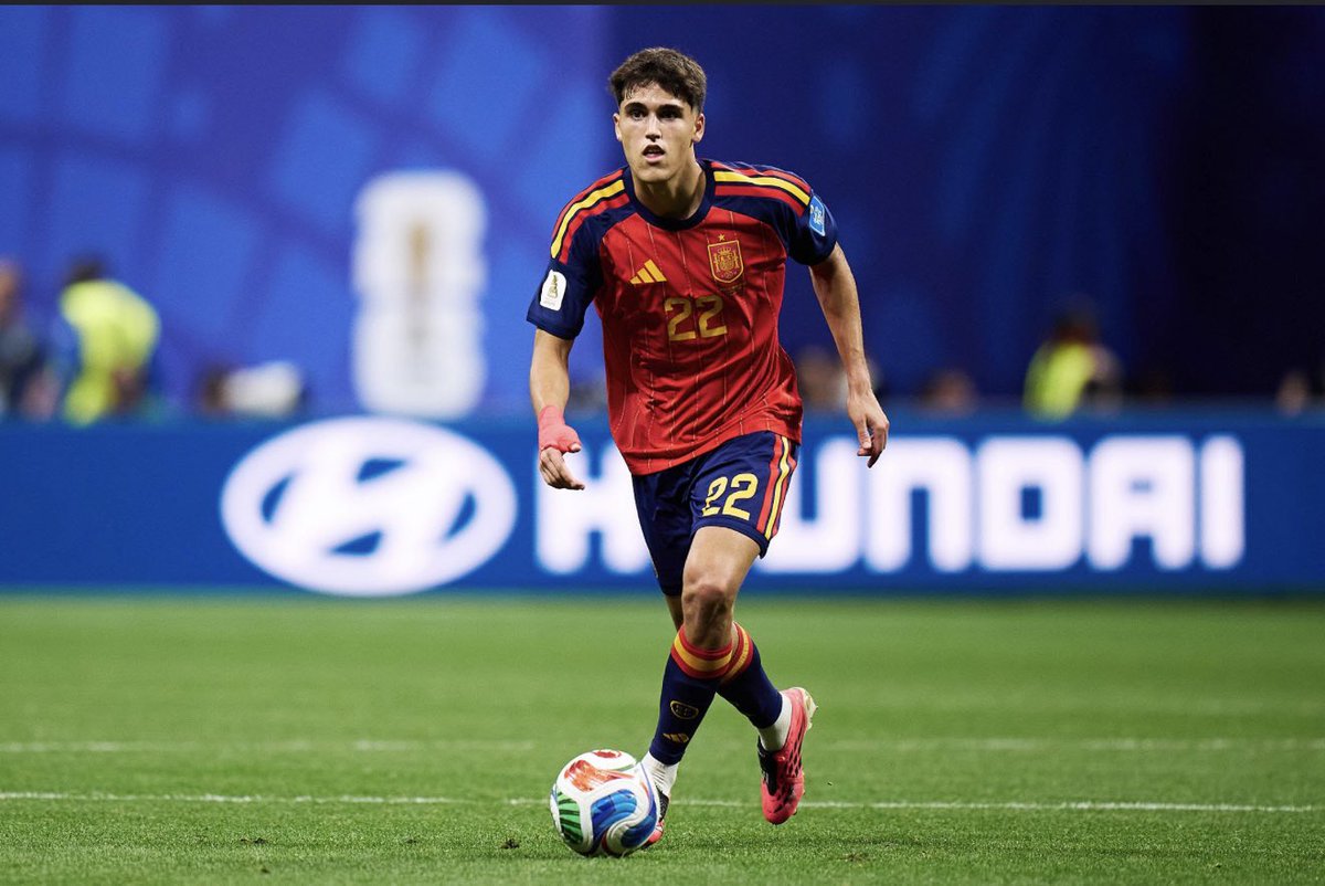 Hutman_RM's tweet photo. Like this post if you think Cubarsi deserves the World Cup young best player award over Yamal https://t.co/CHHo6vmuKe