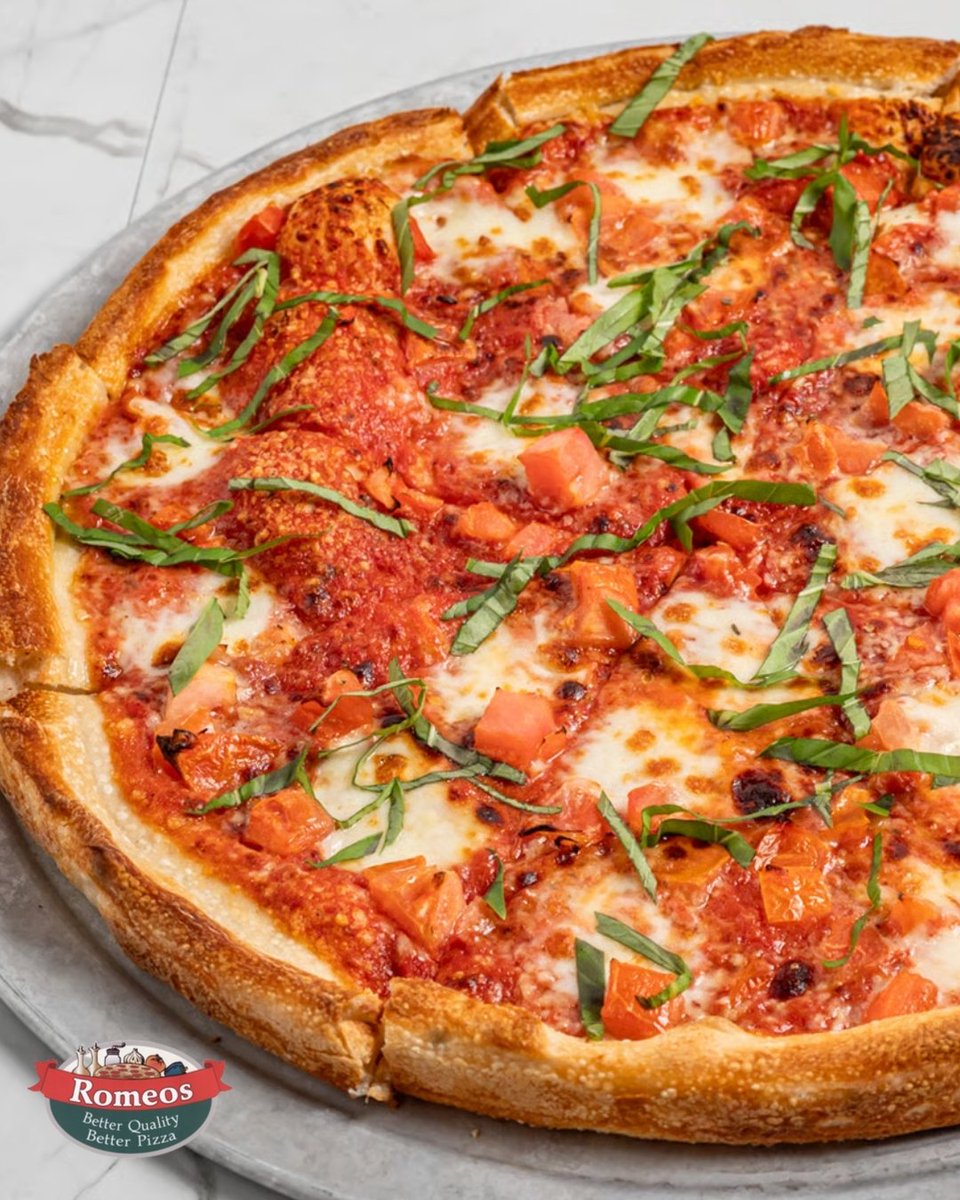 RomeosME's tweet photo. Simple, fresh, and absolutely fantastic. 🌱 Our Margarita pizza is proof that you don't need meat to have a flavor-packed meal. Topped with classic red sauce, fresh tomatoes, mozzarella, and basil.

A true classic for a reason! Order yours on the app. https://t.co/g63WzOfcUv https://t.co/nUjnwo5v1P