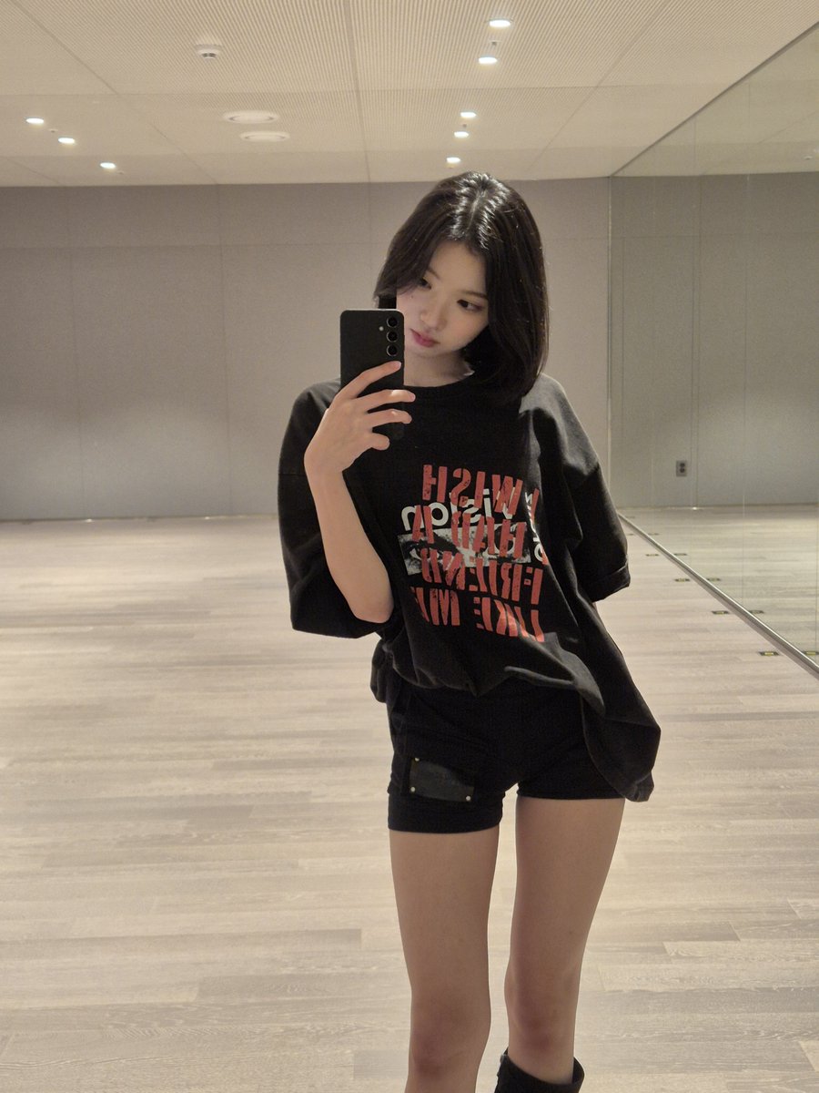 time_to_jiwoo's tweet photo. 250718 위버스 포스트

#지우 #JIWOO #하츠투하츠 #Hearts2Hearts https://t.co/jQ9pJUcK8M