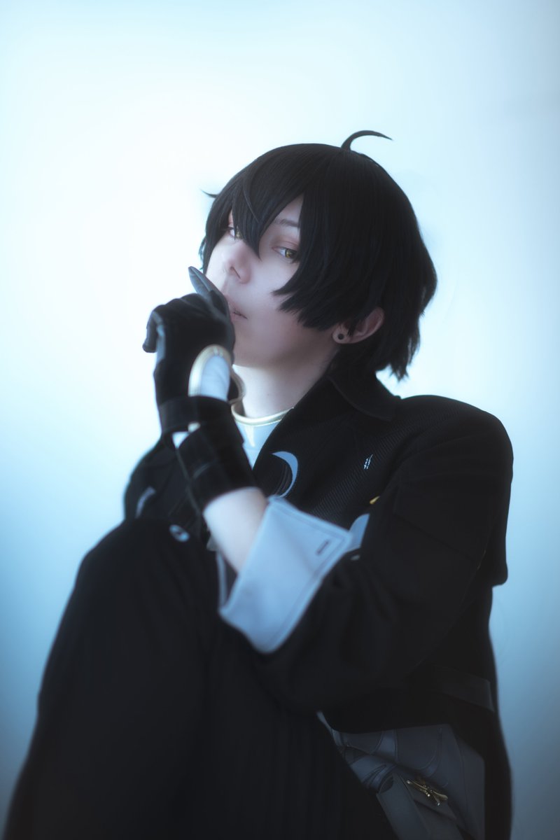 CyLiam_'s tweet photo. " I am no longer the person I once was... yet, the weight of that former self still bears heavily on my soul. "

Cosplay / Rover - Wuthering Waves 
📷 > Lumyerevibes

#wutheringwavescosplay #鳴潮  #rovercosplay https://t.co/jkd08n8BaN