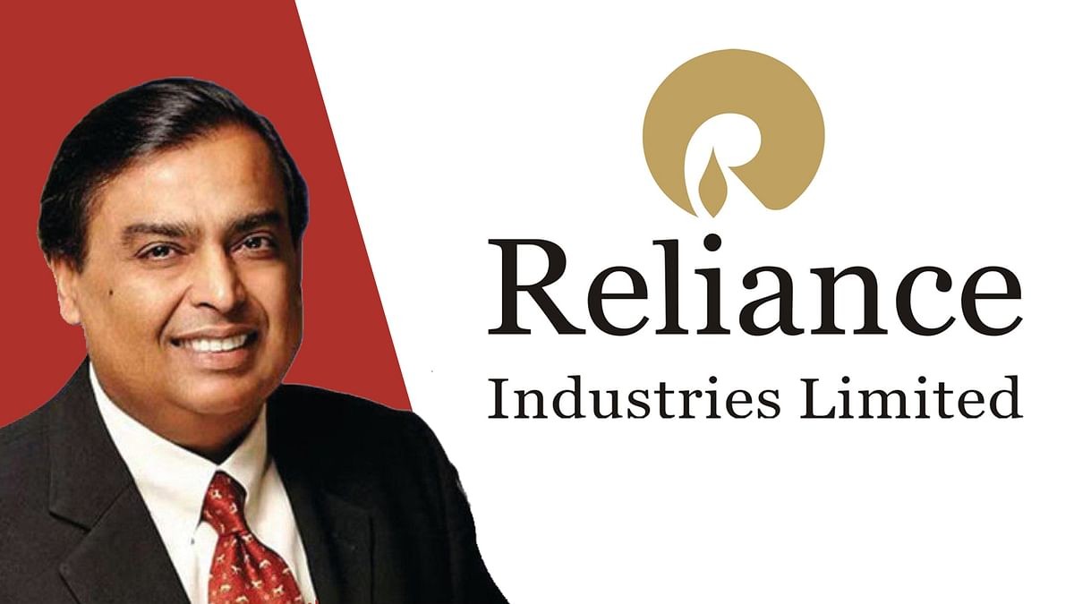 RupeetoolByFGM's tweet photo. India's biggest company just posted its Q1 FY27 results.

Reliance posted record revenue, EBITDA and PAT. 53.3 crore Jio subscribers.

Promoters purchased shares worth ₹9,000 Cr and Jio Platforms filed its DRHP

Here's the full Reliance Q1 breakdown 🧵👇 https://t.co/ShowDFyAPt