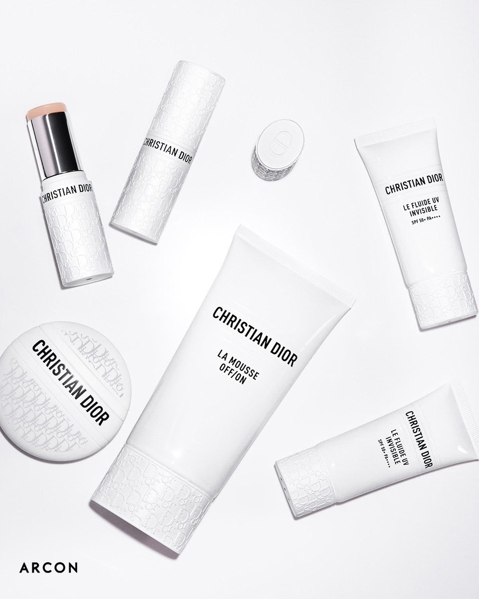ArconKozmetik's tweet photo. Dior Skin Essentials, her an yanınızda.
Le Fluide UV Invisible Hydratant SPF 50+ PA++++, Le Stick UV Invisible Matifiant SPF 50 PA++++ ve yeni limited edition Le Baume ile tanışın.
#DiorBeauty #DiorSkincare #DiorSkinEssentials https://t.co/jI42KBg8jB