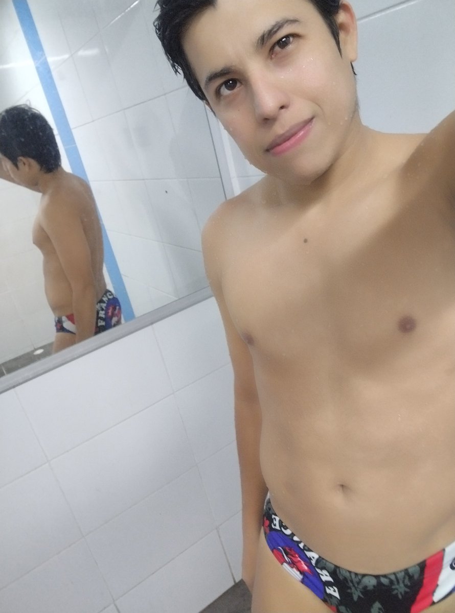 max_and_peter's tweet photo. Turn practice was a lot of fun today! We started with forward rolls, then put everything together with flip turns and underwater swimming to the 15m mark. Every lap felt smoother. 🏊‍♂️🌊

#swimlife #speedo #swimmer #swimwear #swimtrunks https://t.co/osXF5JzEpo