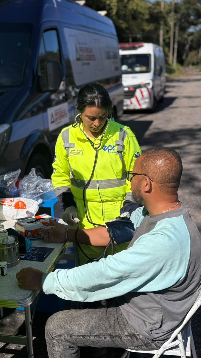 eprviamineira's tweet photo. 🛑 Hoje, em parceria com o SEST/SENAT e a PRF, promovemos uma campanha de conscientização sobre tráfego seguro e respeito aos limites de velocidade no
📍Km 769+930m - sentido JF, em Juiz de Fora, 
onde o fluxo segue livre.

25 Usuários foram abordados! Um trânsito seguro começa por você.