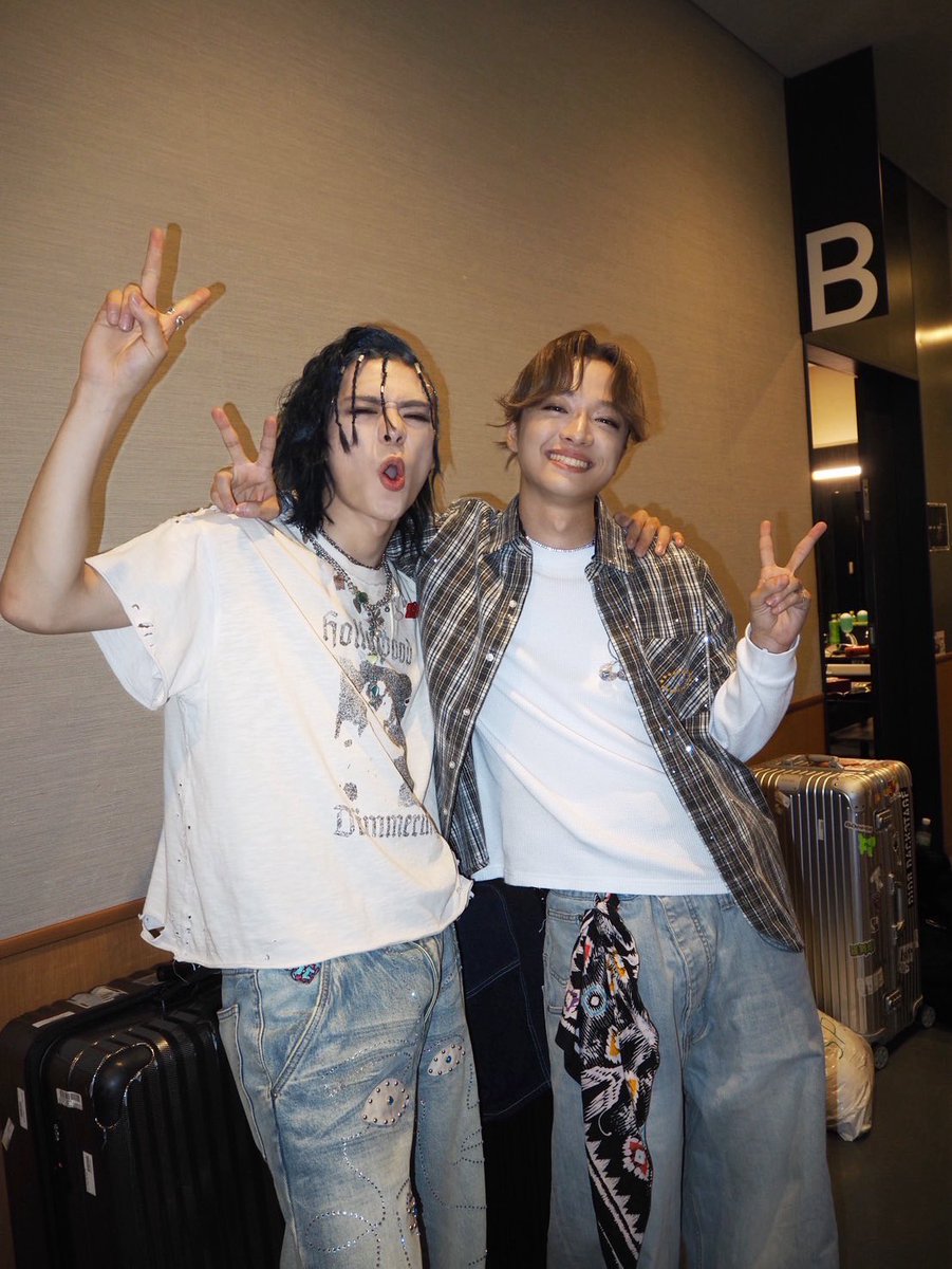 oneoreight__'s tweet photo. GATHER FINAL in JAPAN Zepp 
本当にありがとうございました！
全15公演を回れたのは1DERZのお陰です！
また必ず会いましょう！

いつもありがとう✌️

#MIZUKI #ONEOREIGHT #1OR8 
#1OR8_TOUR_GATHER #GATHER https://t.co/DLHQXWejbU