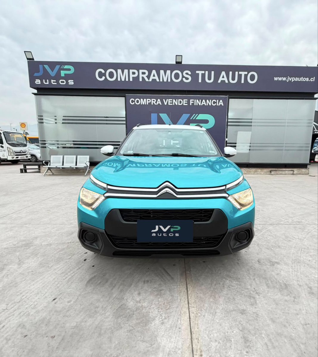 JvpAutos's tweet photo. ✅CITROEN C3 
✅Versión: 1.2
✅Año: 2025
✅Kilometraje: 37.800
✅Mecánico
✅Bencina 
✅Color: Azul Spring/Blanco
✅Mandos al Volante 
✅Aire Acondicionado 

✅Valor: $8.990.000.-
#citroen #viral https://t.co/MjV4yIiQUc