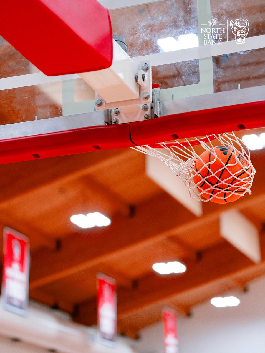PackWomensBball's tweet photo. It’s work 💼 https://t.co/MTBouIQ2NZ