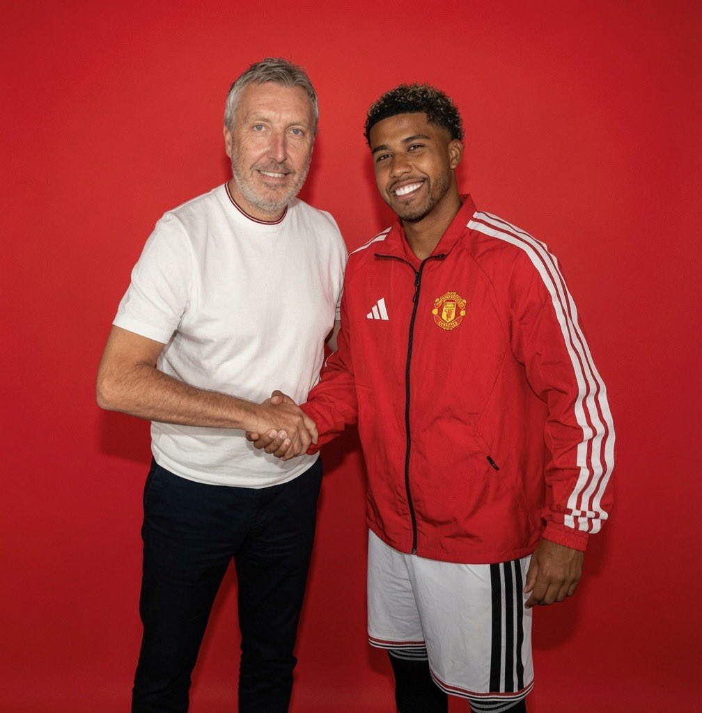 ManUtdInPidgin's tweet photo. Manchester United get DIFFERENT attitude for the transfer market this summer.

In the past, dem dey too SLOW for negotiations. But this summer, once dem decide say dem want player, dem move fast to get the deal done.

For Youri Tielemans, dem simply activate the release clause. For Andrey Santos, Chelsea ask for £50m, United offer £48m + £2m add-ons and complete the deal.