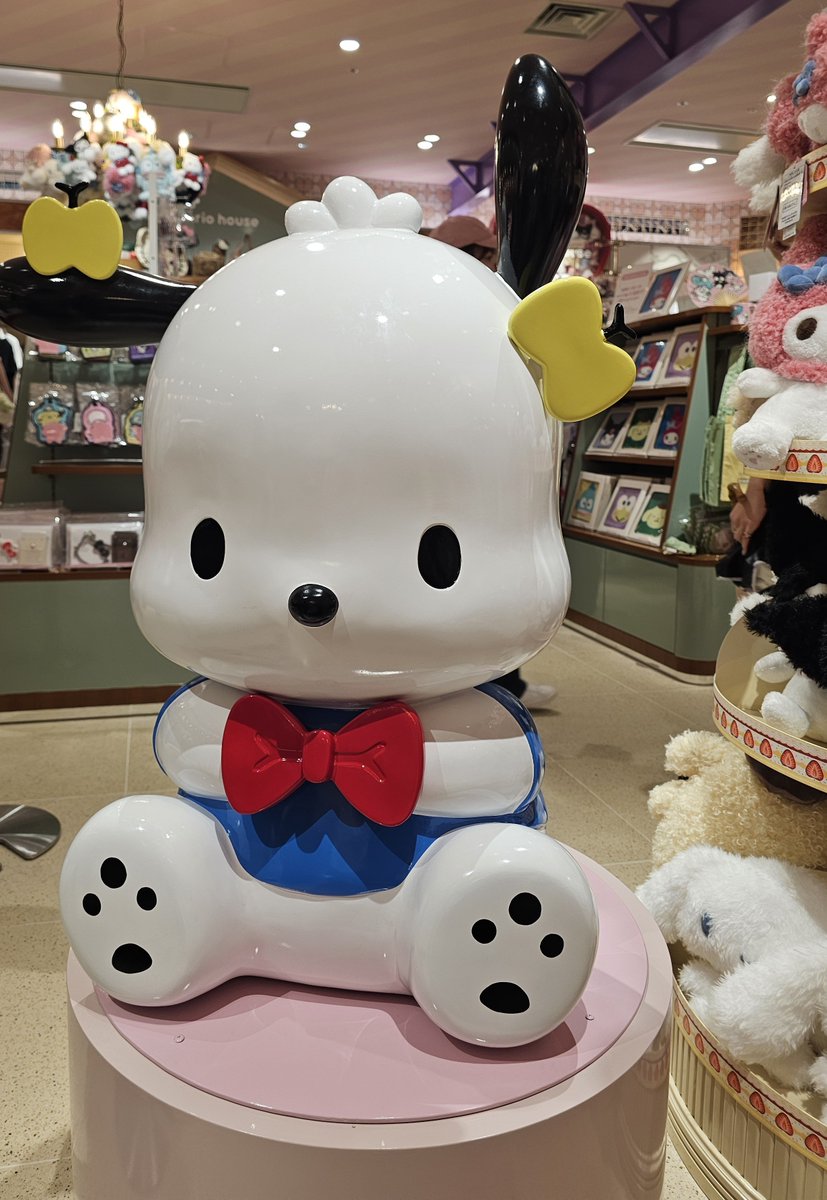 ue_kyon's tweet photo. ルクアのサンリオハウス。
(*≧з≦)可愛い❤ https://t.co/ttPxTbTYg8