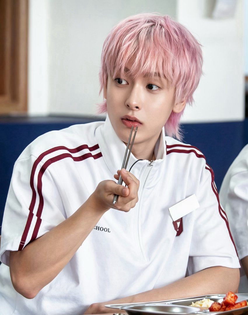 mushieewe's tweet photo. 🎀

#현준 #HYUNJUN #SMTR25 #오현준 https://t.co/MLHsKrMEs3