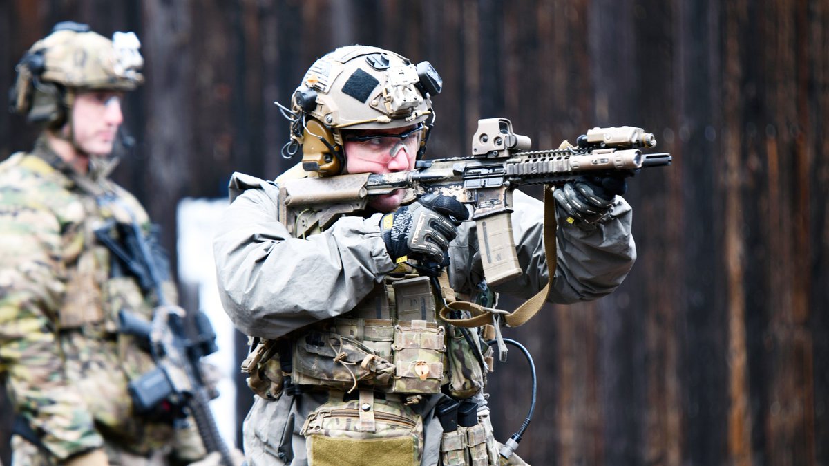Remnantize's tweet photo. 10th Special Forces Group (Airborne) https://t.co/r9EO6DgG1E