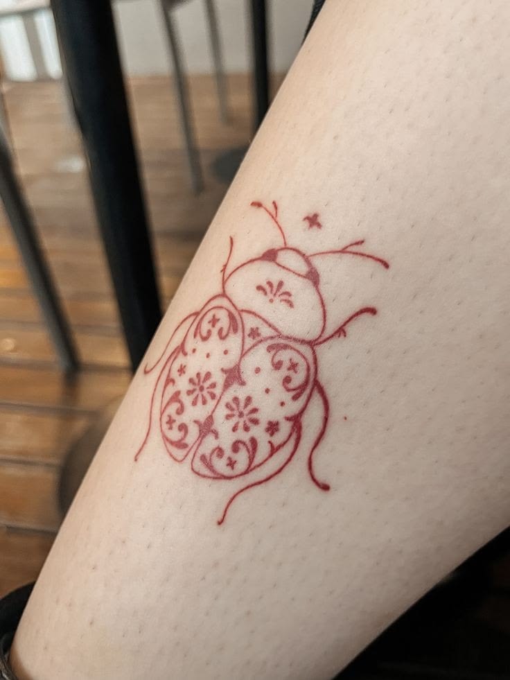 Getgass1's tweet photo. how pinterest sees me 
• actor
• tattoo
• nails
• outfit https://t.co/vTVxDeeKWi