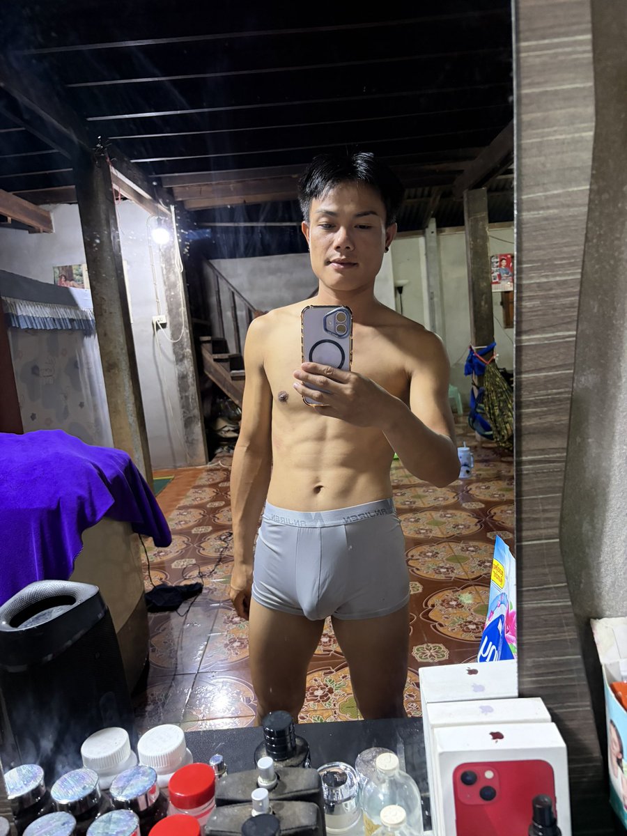 singh1488333236's tweet photo. เหนื่อยจังเอาไงดีกับชีวิตนี้ https://t.co/7Nyb9YbABs