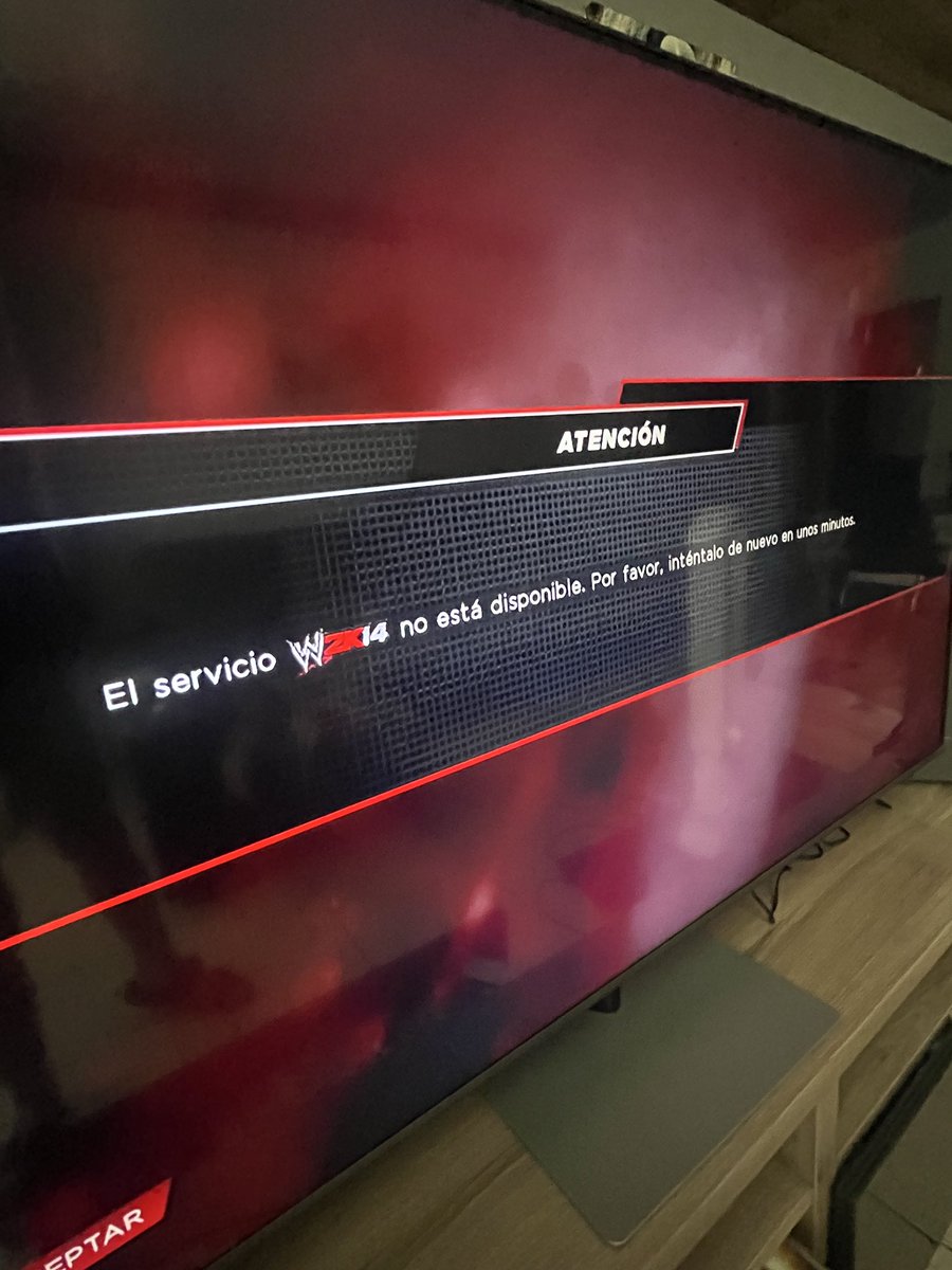 IAmGio8's tweet photo. @BrianRs__ @WhatsTheStatus Doesn't work, the server still down https://t.co/P2jWGm3CQD