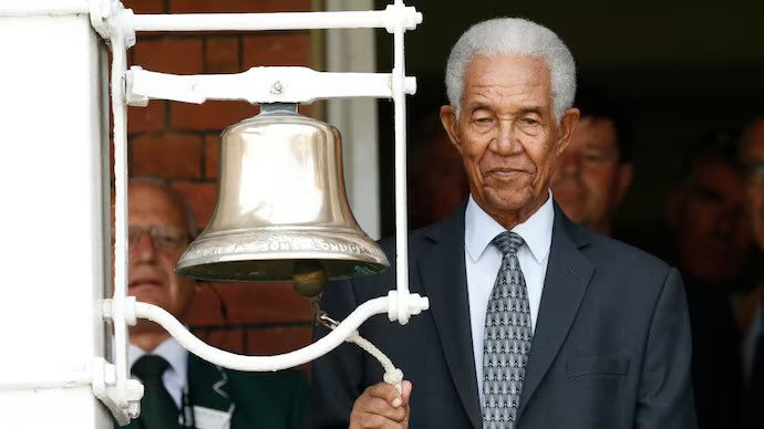 sardesairajdeep's tweet photo. Sad news: Sir Garfield Sobers , arguably the greatest all round cricketer of all time (certainly of his generation) has passed away just days short of his 90th birthday. Lots of stories around the great West Indian icon. My favourite? How he once finished a test match early in Mumbai because he wanted to attend the horse races!! There was nothing he couldn’t do on the field (and off it too). Farewell Sir Gary! Keep hitting sixes from the heavens! RIP 🙏