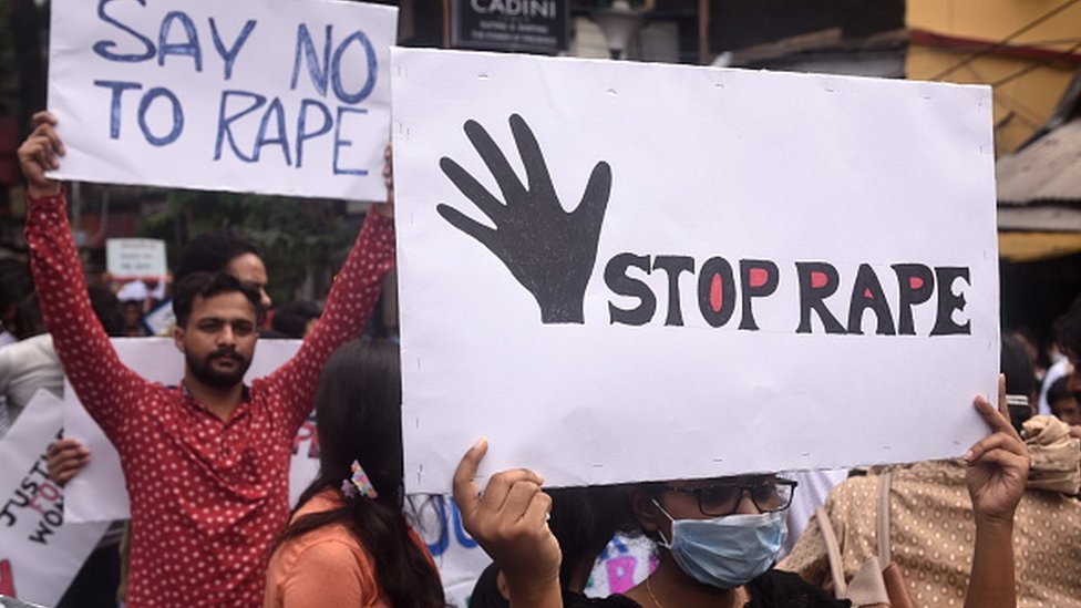 Informer_here's tweet photo. 🌍 Top 50 Countries by Reported Rape Rate (per 100,000 people) ⚠️

1. 🇬🇩 Grenada — ~102
2. 🇧🇼 Botswana — ~92–96
3. 🇨🇭 Switzerland — ~94–95
4. 🇲🇩 Moldova — ~94
5. 🇱🇸 Lesotho — ~78–90
6. 🇰🇳 Saint Kitts & Nevis — ~75
7. 🇿🇦 South Africa — ~69–72
8. 🇸🇪 Sweden — ~63–84
9. 🇫🇷 France — ~33–63
10. 🇵🇦 Panama — ~59–60
11. 🇳🇿 New Zealand — ~25–59
12. 🇨🇷 Costa Rica — ~36–50
13. 🇸🇷 Suriname — ~45–50
14. 🇮🇸 Iceland — ~45
15. 🇦🇬 Antigua & Barbuda — ~43
16. 🇫🇮 Finland — ~42
17. 🇻🇨 Saint Vincent & the Grenadines — ~42
18. 🇳🇴 Norway — ~27–42
19. 🇩🇰 Denmark — ~40
20. 🇺🇸 United States — ~38–41
21. 🇧🇷 Brazil — ~39
22. 🇨🇴 Colombia — ~38–39
23. 🇧🇪 Belgium — ~27–38
24. 🇧🇴 Bolivia — ~36
25. 🇬🇧 United Kingdom — ~35+
26. 🇬🇹 Guatemala — ~33
27. 🇿🇼 Zimbabwe — ~33
28. 🇪🇨 Ecuador — ~33
29. 🇨🇦 Canada — ~29–30
30. 🇦🇹 Austria — ~25
31. 🇬🇾 Guyana — ~24
32. 🇱🇺 Luxembourg — ~22
33. 🇨🇱 Chile — ~22
34. 🇮🇪 Ireland — ~19
35. 🇲🇽 Mexico — ~19
36. 🇵🇾 Paraguay — ~19
37. 🇭🇳 Honduras — ~17
38. 🇯🇲 Jamaica — ~17
39. 🇲🇳 Mongolia — ~16
40. 🇨🇿 Czechia — ~16
41. 🇮🇱 Israel — ~15–16
42. 🇩🇪 Germany — ~15–28
43. 🇱🇻 Latvia — ~15
44. 🇦🇷 Argentina — ~14
45. 🇪🇪 Estonia — ~14
46. 🇷🇴 Romania — ~14
47. 🇳🇱 Netherlands — ~13
48. 🇹🇭 Thailand — ~5–6
49. 🇯🇵 Japan — ~2.2
50. 🇳🇬 Nigeria — ~ 1–2 (reported rate; severe underreporting widely acknowledged)

Higher reported rates ≠ higher actual incidence.

📌 Important Context
• These are police-reported cases, not estimated actual incidents.
• Reporting systems, legal definitions, and victim willingness to report differ greatly between countries.
• A higher reported rate can reflect stronger reporting mechanisms and greater victim confidence, not necessarily more sexual violence.
• Direct country-to-country comparisons should be interpreted with caution.

📚 Sources: United Nations Office on Drugs and Crime (UNODC), World Population Review (compiled crime statistics), and national statistical agencies.

@Informer_here 📝