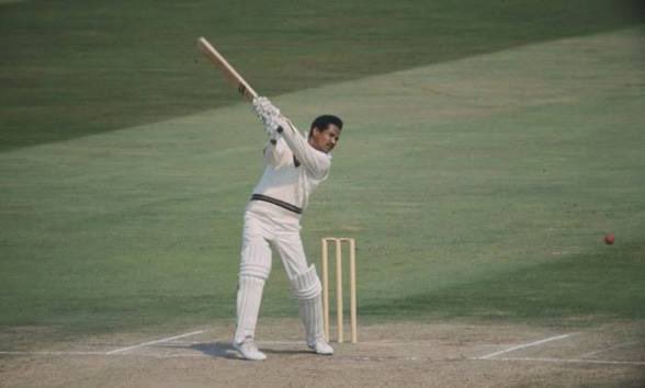 ACScricket's tweet photo. RIP Garry Sobers, giant of cricket. He played 93 Test matches for West Indies scoring 8,032 runs at 57.78 with 26 tons. He also took 235 wickets at 34.03 &amp; snaffled 109 catches. In all 1st class cricket he scored 28,314 runs at 54.87 &amp; took 1,043 wickets at 27.74. #cricketcounts https://t.co/NG9I8vMwA5