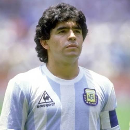 aloqorgi's tweet photo. If football could speak, it would choose #Maradona as the greatest player in its history ,till now https://t.co/seVxxEuLnT