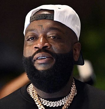 SaycheeseDGTL's tweet photo. During Yella Beezy’s trial, a professor with books on rap brought up Rick Ross while explaining why rap lyrics shouldn’t be taken seriously. 👀

Hip-hop scholar Erik Nielson noted that Rick Ross built a career around lyrics portraying himself as a major drug kingpin, but in reality.. he isn’t