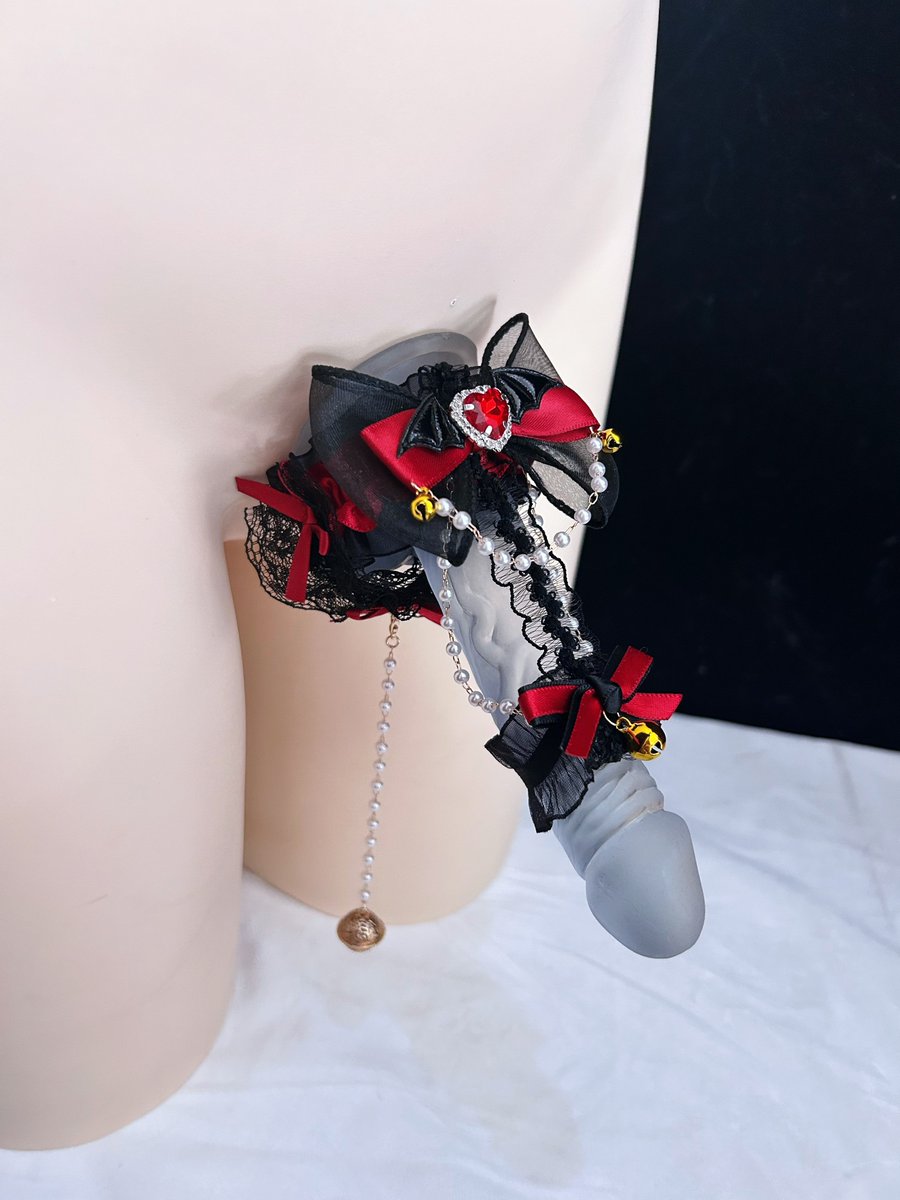 nutkini's tweet photo. Red says “look closer.” ❤️

A touch of boldness.
A hint of mystery.
A style that stays between you and someone special.
#Nutkini #NutkiniDesign #IntimateDesign #SoftIntimacy #PrivateWear #fetish https://t.co/wkDn4hbkYH