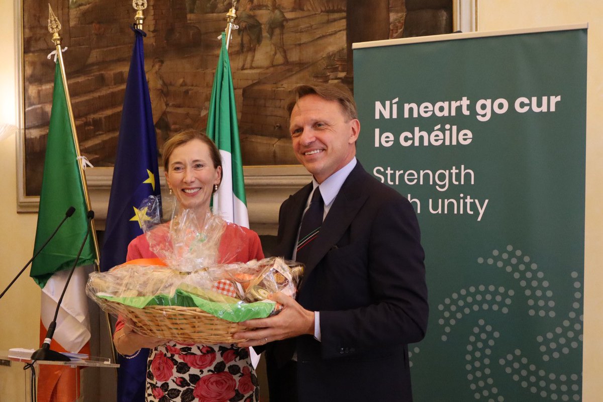 IrlEmbRome's tweet photo. We were honoured to host 🇮🇹 Minister for Agriculture @FrancescoLollo1 at the Villa Spada today, for the first EU Heads of Mission briefing of the 🇮🇪 Presidency. 

We had an insightful discussion on agriculture, fisheries, and food security. Thank you, Minister!

@Ireland2026eu https://t.co/6n0NWtTNyg