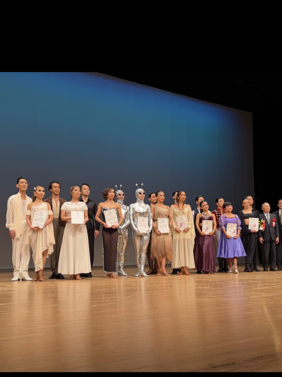 miyajimasensei's tweet photo. 統一全日本ショーダンス選手権が宮地楽器ホールで開催された！
年々レベルが上がっているショーダンスはホント見応えがあった🖐️

ラテン部門優勝🏆
竹内＆中島組

ボールルーム部門優勝🏆
福田＆エリザベス組

会場にご来場された観客の皆さん、選手の皆さん、運営の皆さん、ありがとうございました‼️ https://t.co/5Gq1tG4rC0