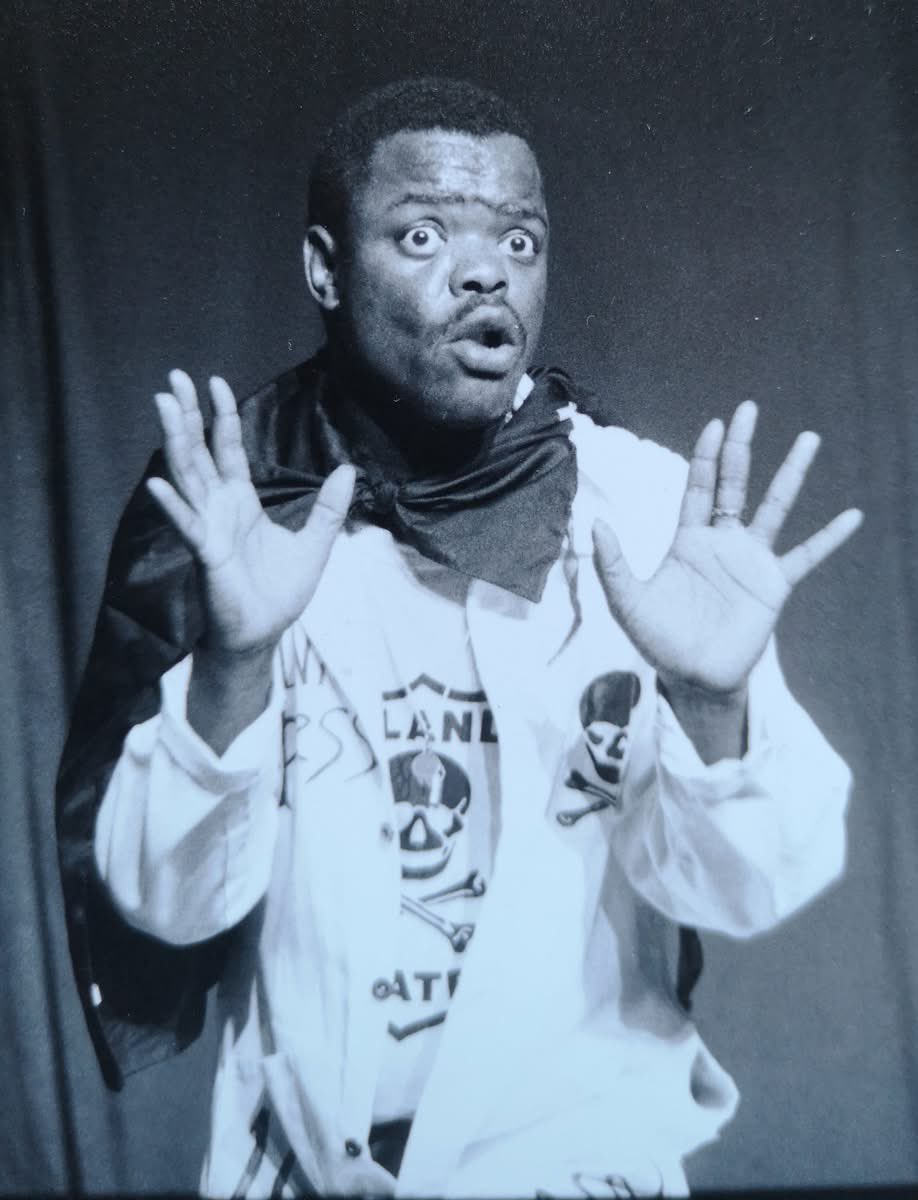 Moshe_Meso's tweet photo. Real actors were cooked in Theatre Halls  🎭 

RIP Seputla 🙌 https://t.co/Js1YweShze