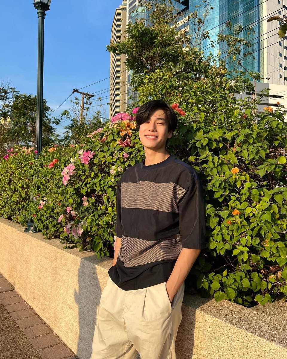 plathsfig's tweet photo. phuwin as your pinterest boyfriend 🌷🤍 https://t.co/l9lYQLkQDf