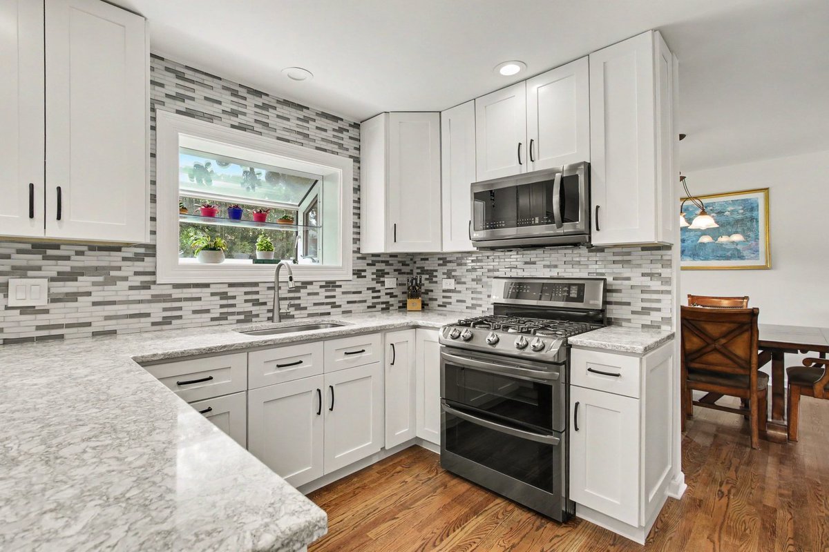 jenortman's tweet photo. 1621 N Belmont Avenue, Arlington Heights, IL, 60004
4 bed | 2.5 bath 2017 Sq. Ft.
Active | $749,900
https://t.co/K3rpaxqxzI
Meticulously maintained and move-in ready, this 4-bedroom, 2.1-bath sits on a extra wide private lot in one of Arlington Heights' most sought-after... https://t.co/4kADqE3euH