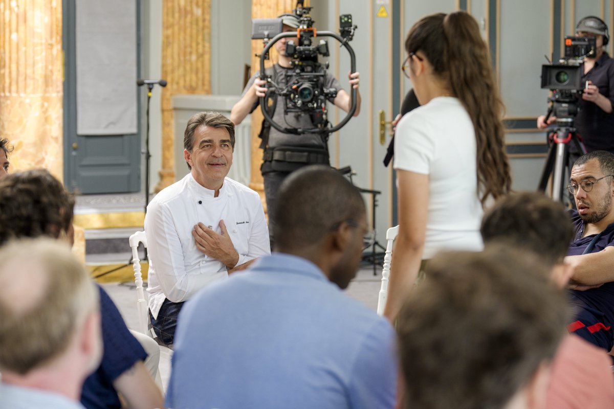 JournalPapotin's tweet photo. 📆 Pour la dernière émission de la saison, nous avons eu le plaisir d'interviewer Yannick Alléno, le chef le plus étoilé du monde, qui nous a reçu au Pavillon Ledoyen.

Rendez-vous samedi 25 juillet à 20h30 sur France 2 et https://t.co/AE5nhwYj2b ! 

#LesRencontresDuPapotin https://t.co/ieJw1cLHd7