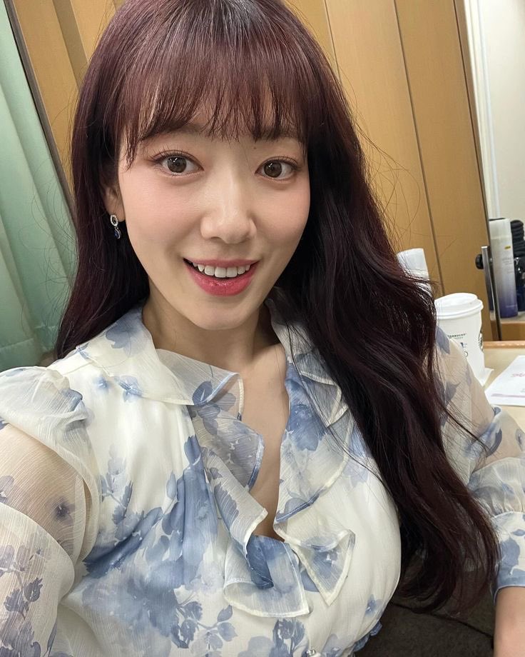 ssinzverse's tweet photo. Most watched kdramas on Netflix in first half of 2026✔️
15. Undercover Miss Hong (2026) - 8.1M
84. Doctor Slump (2024) - 1.2M
103. The Heirs/Inheritors (2013) - 900k
106. Doctors (2016) - 900k
#ParkShinHye #박신혜 https://t.co/M1CmBhto2A