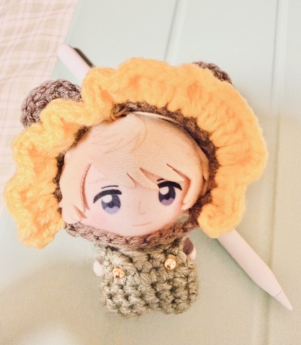 sakura_061205's tweet photo. ひまわり🌻の妖精 ﾛｼちゃん https://t.co/9svS0fH5VO