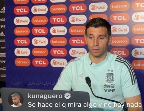 OOC_Momo's tweet photo. Miro todos los canales y no hay ningún partido de fútbol es una desgracia esto https://t.co/3xtCY8PTTP