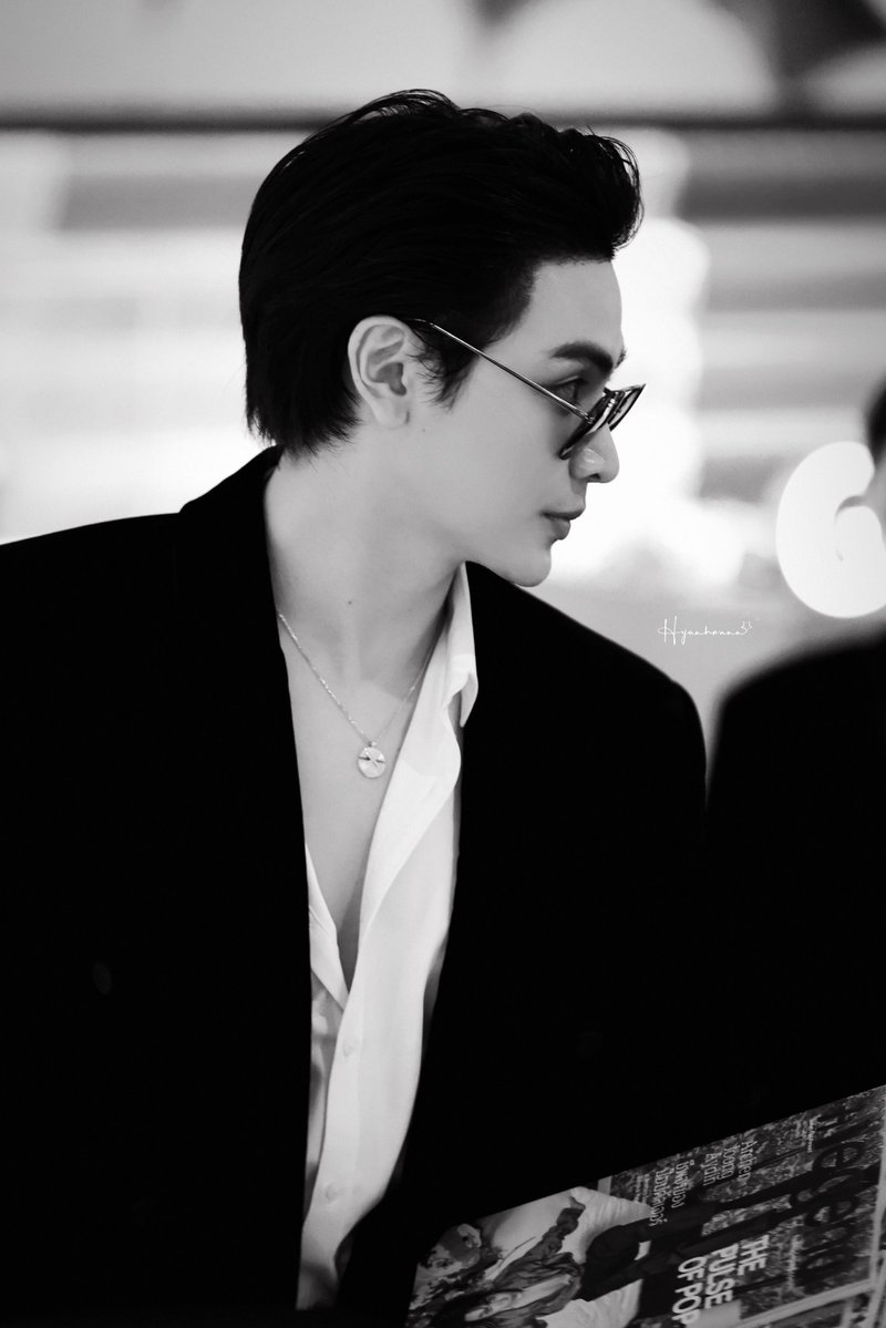 joongmisty's tweet photo. NO JODAS HASTA ABRI LA PTA BOCA DE LA IMPRESIÓN SE VE GUAPISIMO AAA

JOONG LEGEND100 NEW FACE
#100ListSocialClub2026
#จุงอาเชน #JoongArchen https://t.co/N9fNX9kx5y