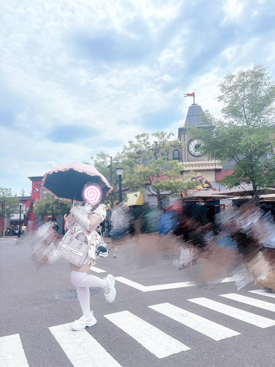 shitos_cos's tweet photo. こないだのレゴランドの写真見て https://t.co/zOHbXPSewR
