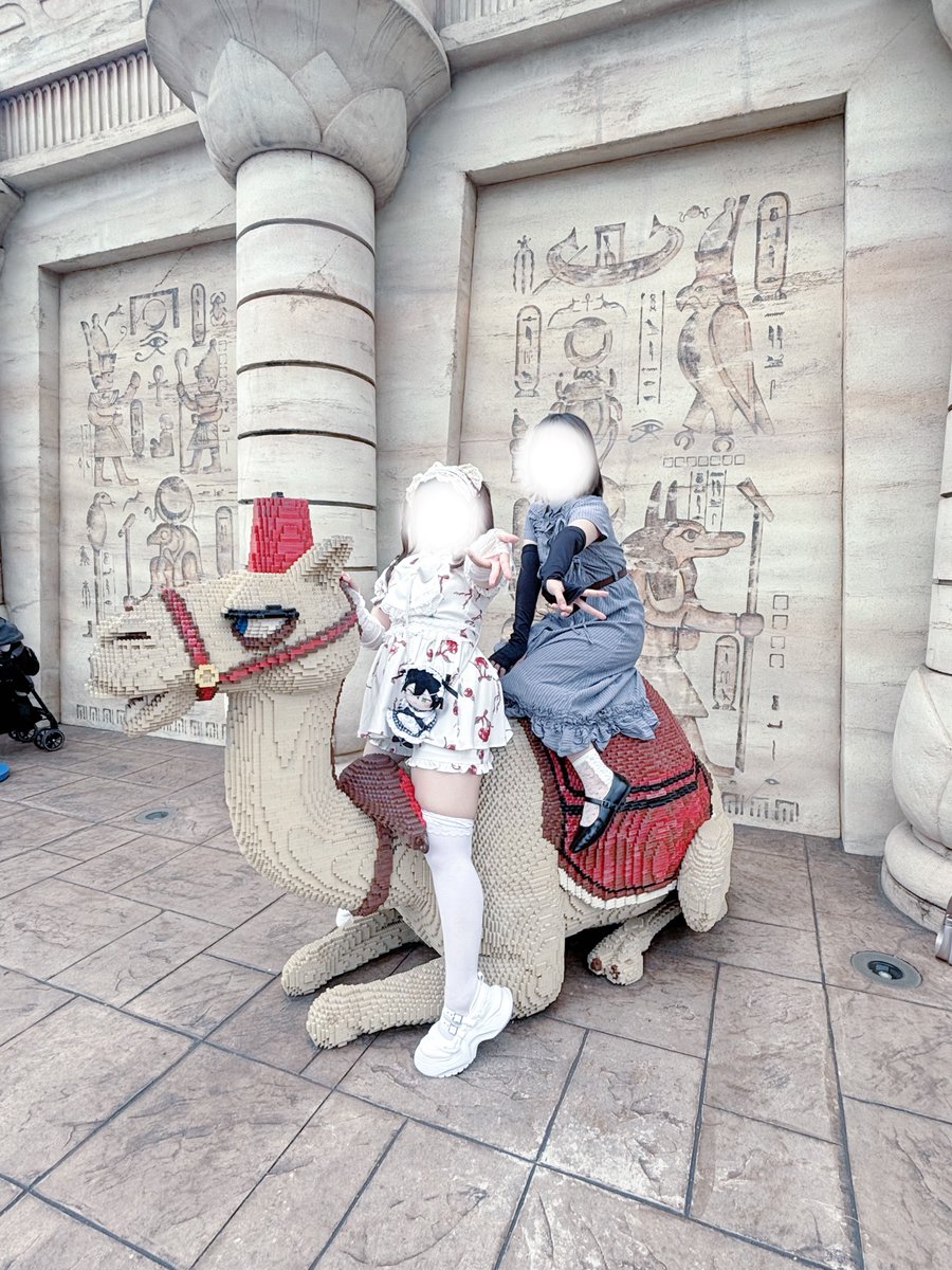 shitos_cos's tweet photo. こないだのレゴランドの写真見て https://t.co/zOHbXPSewR