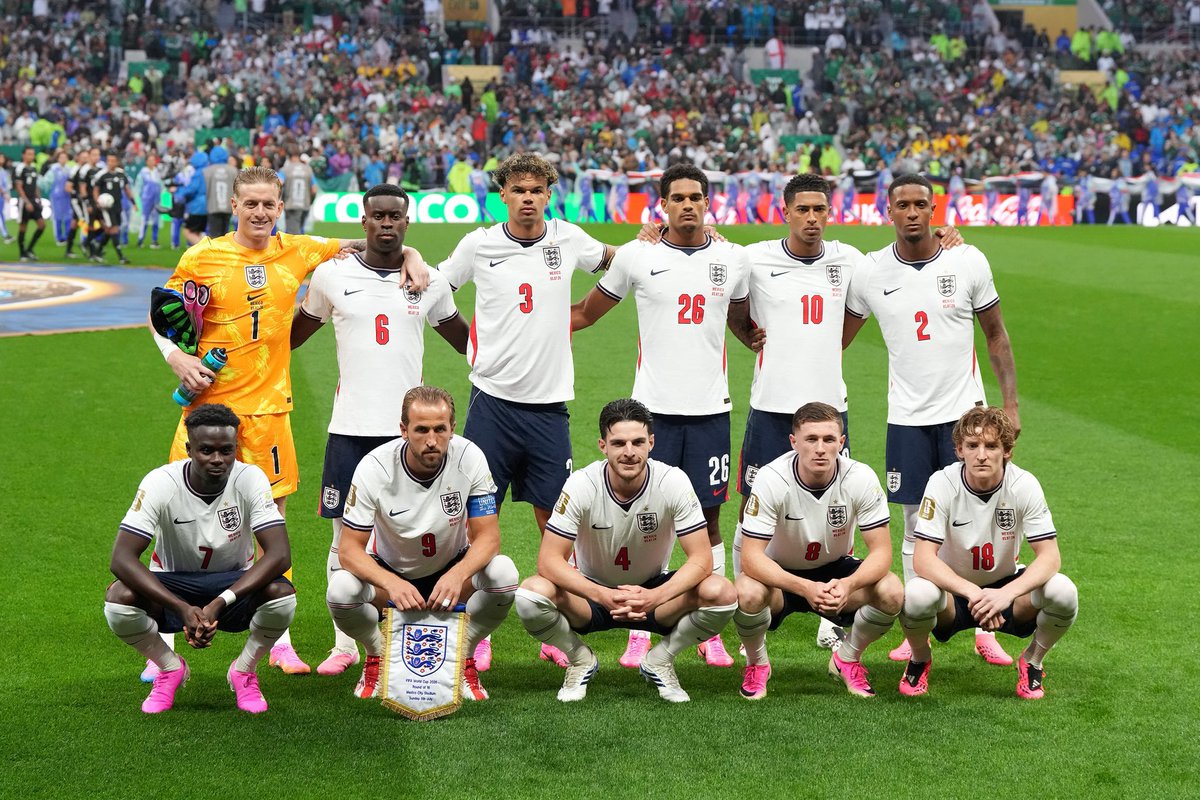 _BeFootball's tweet photo. 🚨 Ibrahima Konaté 🇫🇷 sur le match INUTILE contre l’Angleterre 🏴󠁧󠁢󠁥󠁮󠁧󠁿🥱: 

« J’ai vu les propos de Tuchel 🇩🇪, BIEN SÛR QUE PERSONNE NE VEUT JOUER, dans le sens ou on aurait voulu jouer la finale. 

Mais on représente la France, c’est le rêve d’énormément de personnes.

Ce n’était pas notre objectif mais on a un devoir en tant que Français, en tant que joueur de l’équipe de France. »

(CP)
