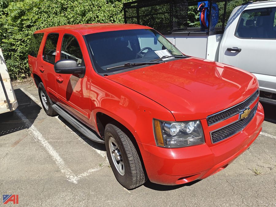 Auctions_Intl's tweet photo. City of Asheville-NC #48152 Vehicle Auction (11 lots) - ends Mon, Jul 27 at 8:55:00 pm ET - 
2018 Ford F150 Crew Cab Pickup Truck, 2011 Ford F550 Utility Truck, 2017 Ford Escape SUV, 2010 Chevy Tahoe, (2) 2015 Ford Taurus 4 Door/Police Vehicles, and more!
https://t.co/DozesKFp6S https://t.co/cajpulLaAI